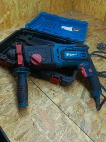 Wiertarka udarowa erbauer 750w