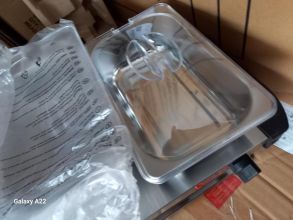 Pojemniki gastronomiczne z podgrzewaczem