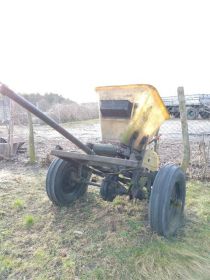 Sprzedam rozsiewacz do nawozów kos