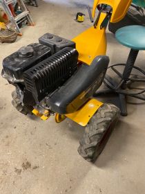 Sprzedam glebogryzarke z osprzętem