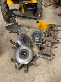 Sprzedam glebogryzarke z osprzętem