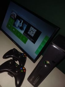 Sprzedam xbox 360