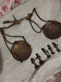 Sprzedam wagę i odważniki z wybrzeża Kości słoniowe