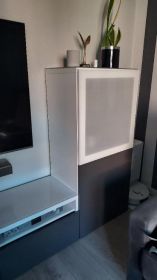 Szafka rtv, witryna besta ikea