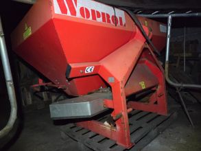 Rozsiewacz nawozu Woprol