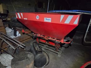 Rozsiewacz nawozu Woprol