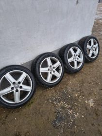 Felgi aluminiowe z oponami letnimi 235/45R17 Audi A6 C6