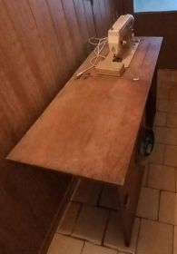 Sprzedam maszynę do szycia ŁUCZNIK 431