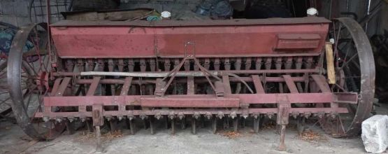 Sprzedam maszyny rolnicze