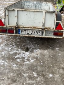 Przyczepka samochodowa