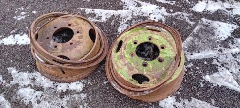 2 felgi do przyczepy d35