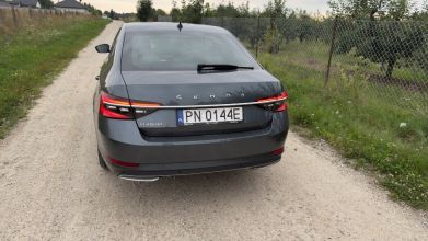 Sprzedam Skodę Superb L&K 2.0TDI
