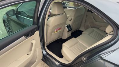 Sprzedam Skodę Superb L&K 2.0TDI