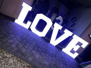 Wynajmę napis love i miłość