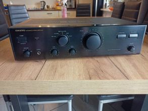 Wzmacniacz Onkyo