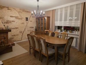 Sprzedam stol +8 krzesel