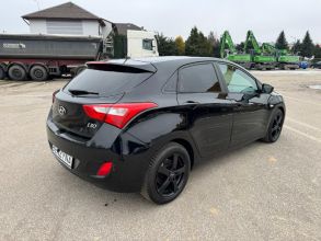 Hyundai i30 1.4 BENZYNA Klimatronik Nawigacja Kamera Ledy