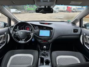 Kia Ceed 1.6 BENZYNA Klimatronik Nawigacja Kamera Ledy
