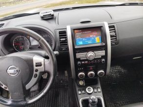 Nissan xtrail rok 2012 poj 20 disel
