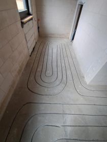 Frezowanie w betonie pod ogrzewanie podłogowe