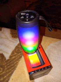 Głośnik 5W bluetooth z podświetleniem RGB