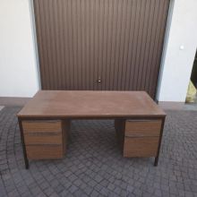 Sprzedam stół garażowy