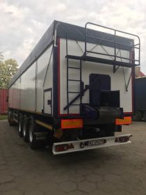 Naczepa do płodów rolnych