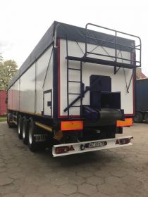 Naczepa do płodów rolnych