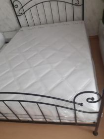 Łóżko metalowe 140x200, materac