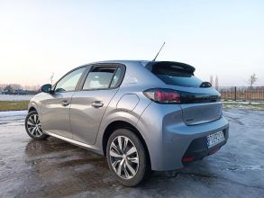 sprzedam peugeot 208 1.6 hdi 102km