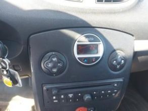 Sprzedam/zamienię renault Clio 1,2 gaz 2010 rok...