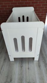 Łóżeczko drewniane dziecięce z materacem 120x60 cm