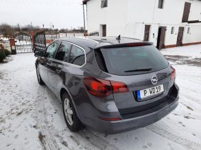 Opel Astra 2011 rok 1.7 CDTI 110 KM + bogate wyposażenie