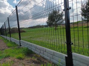 Ogrodzenia betonowe i panelowe