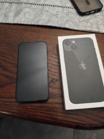 Sprzedam iphone 13 stan idealny