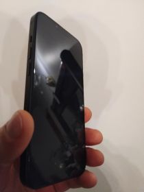 Sprzedam iphone 13 stan idealny