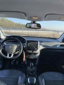 Sprzedam Peugeot 2008 2016r.