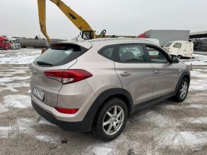 Hyundai Tucson 1.6 BENZYNA Klimatyzacja Nawigacja Ledy...