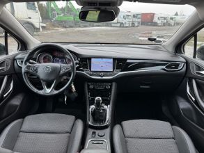 Opel Astra 1.4 BENZYNA Klimatronik Nawigacja Kamera Ledy