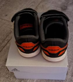 Sprzedam buty adidas