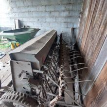 Sprzedam z powodu likwidacji gospodarstwa maszyny rolnicze