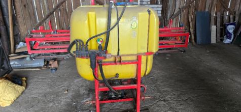 Sprzedam opryskiwacza 12m