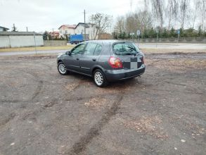 Nissan Almera