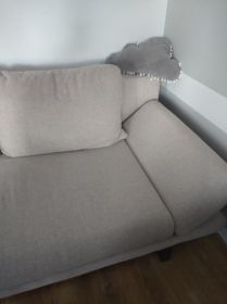Sprzedam roczną kanapę z funkcją spania