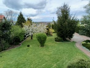 Sprzedam dwa domy w cenie jednego