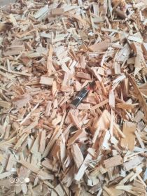 Zrębka sosnowa czyste drewno