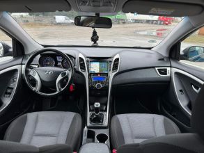 Hyundai i30 1.4 BENZYNA Klimatronik Ledy Nawigacja