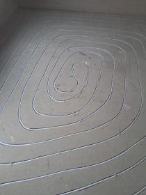 Frezowanie w betonie pod ogrzewanie podłogowe