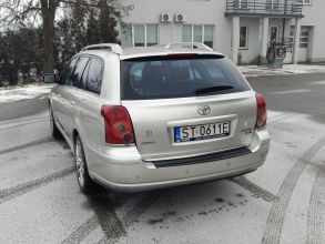 Toyota Avensis 2.0 D4D 2007r