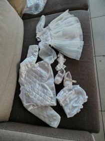 Sprzedam sukienkę do chrztu dla dziewczynki rozmiar 68cm